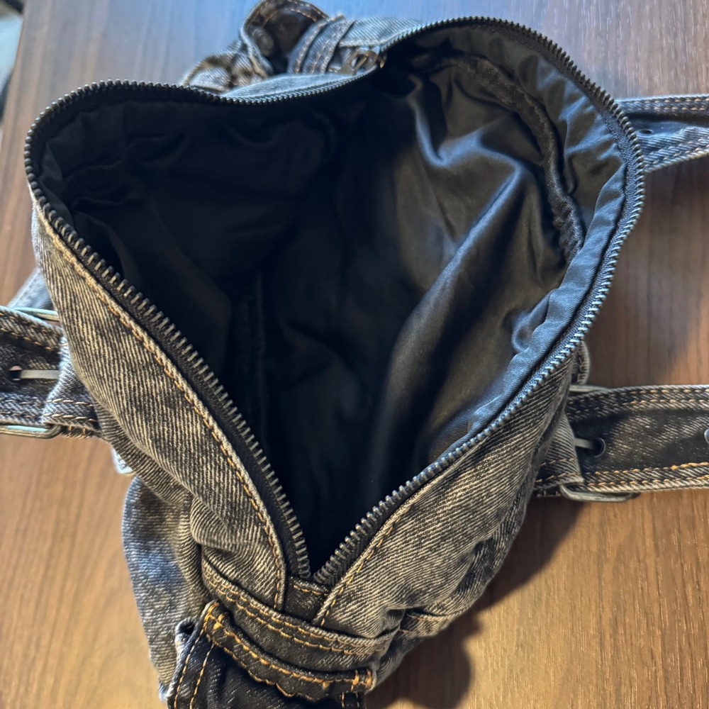 Urban Outfitters BDG Stella Denim Duffle Bag Black Wash Y2K Heart Mirror NWT - Picture 5 of 5